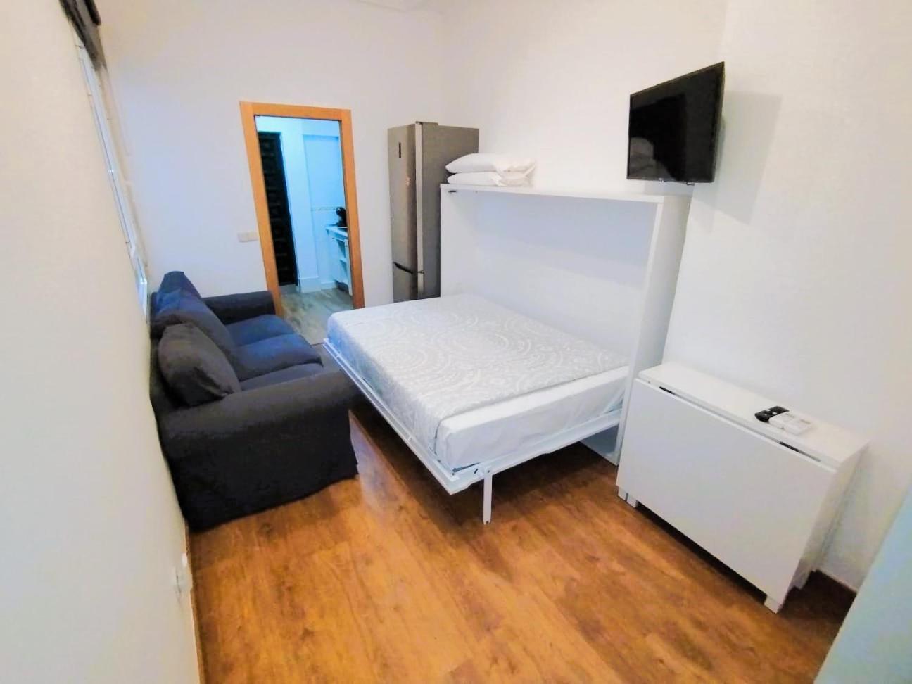 Puerta Del Sol - Apartamento Para 6 Madrid Luaran gambar